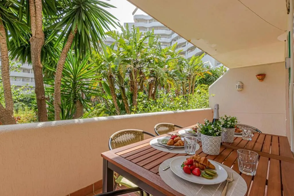 797 Holiday Rentals- Precioso piso con vistas al jardin en Benalbeach Benalmádena 0*,