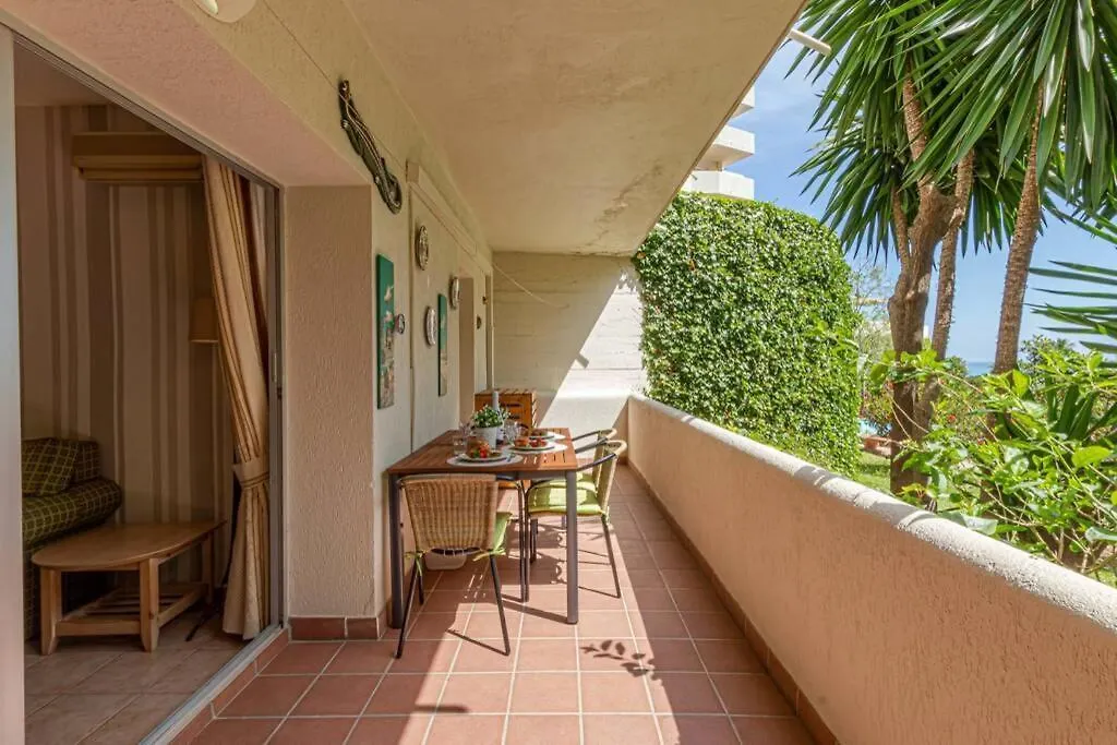 Apartment 797 Holiday Rentals- Precioso Piso Con Vistas Al Jardin En Benalbeach Benalmadena